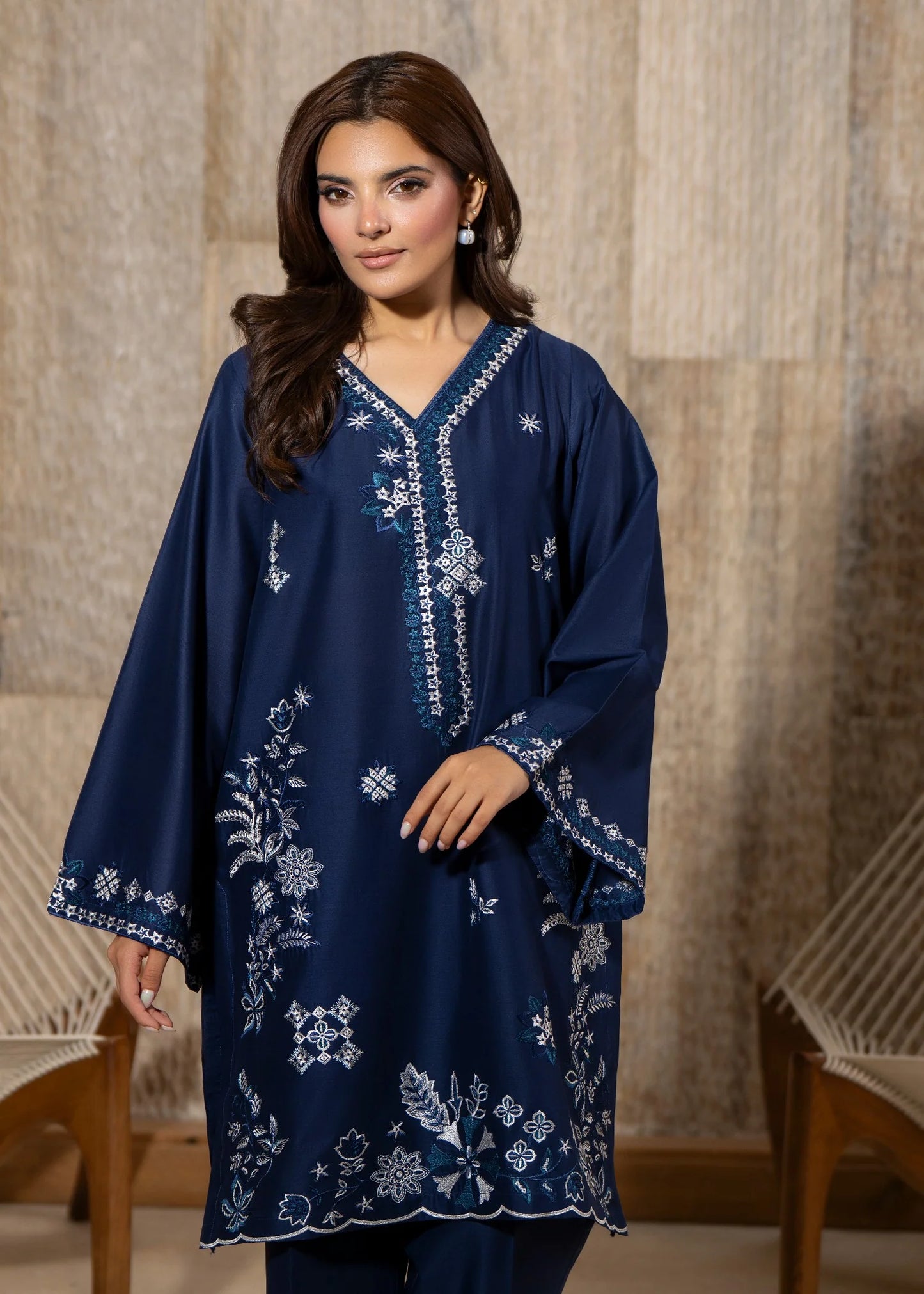 Naevia 2pc -  Luxury Embroidered Lawn
