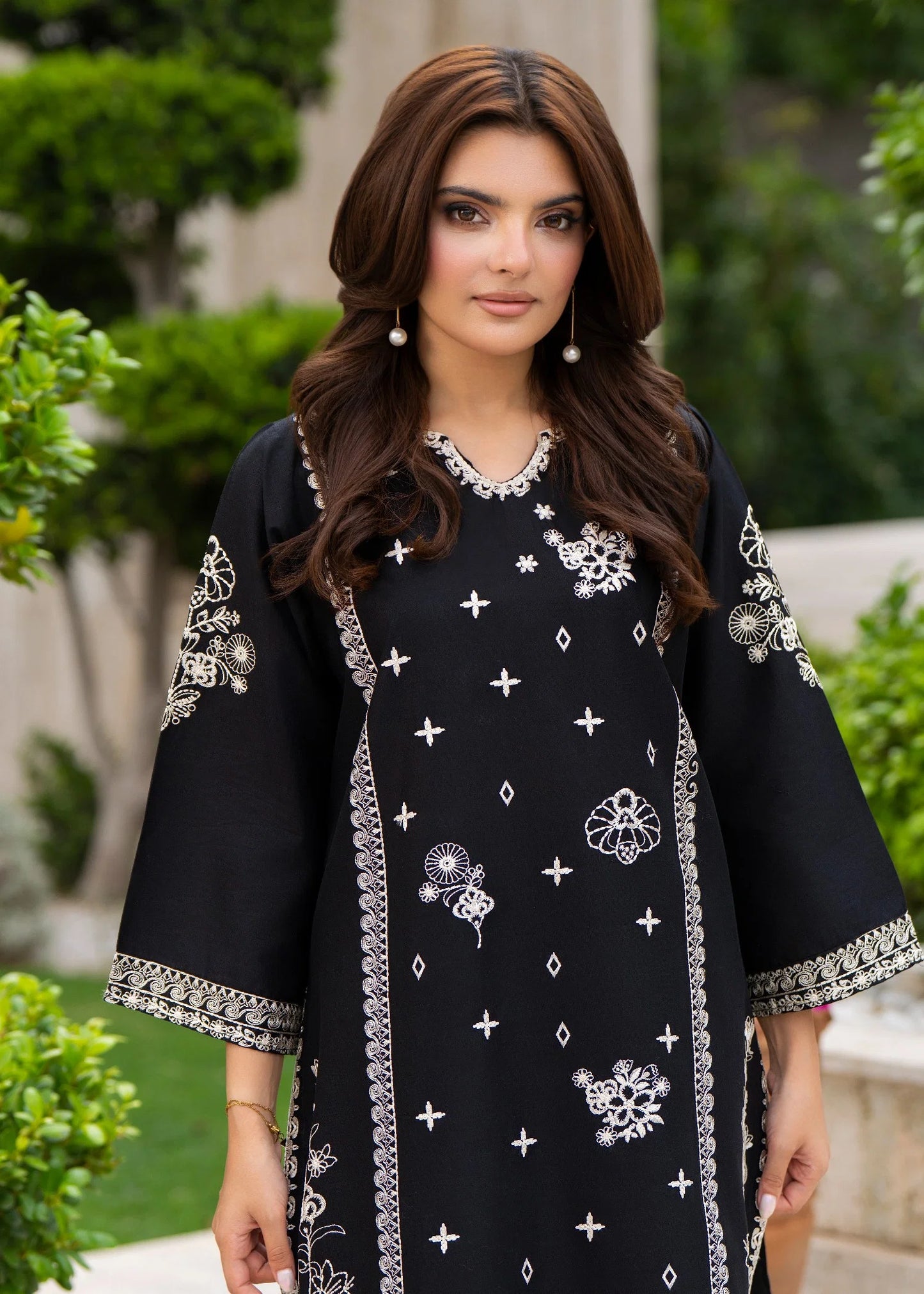 Aurelia 2pc -  Luxury Embroidered Lawn
