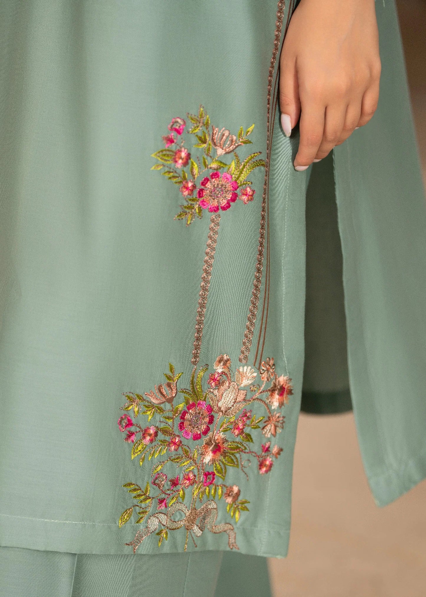 Asteria 2pc -  Luxury Embroidered Lawn
