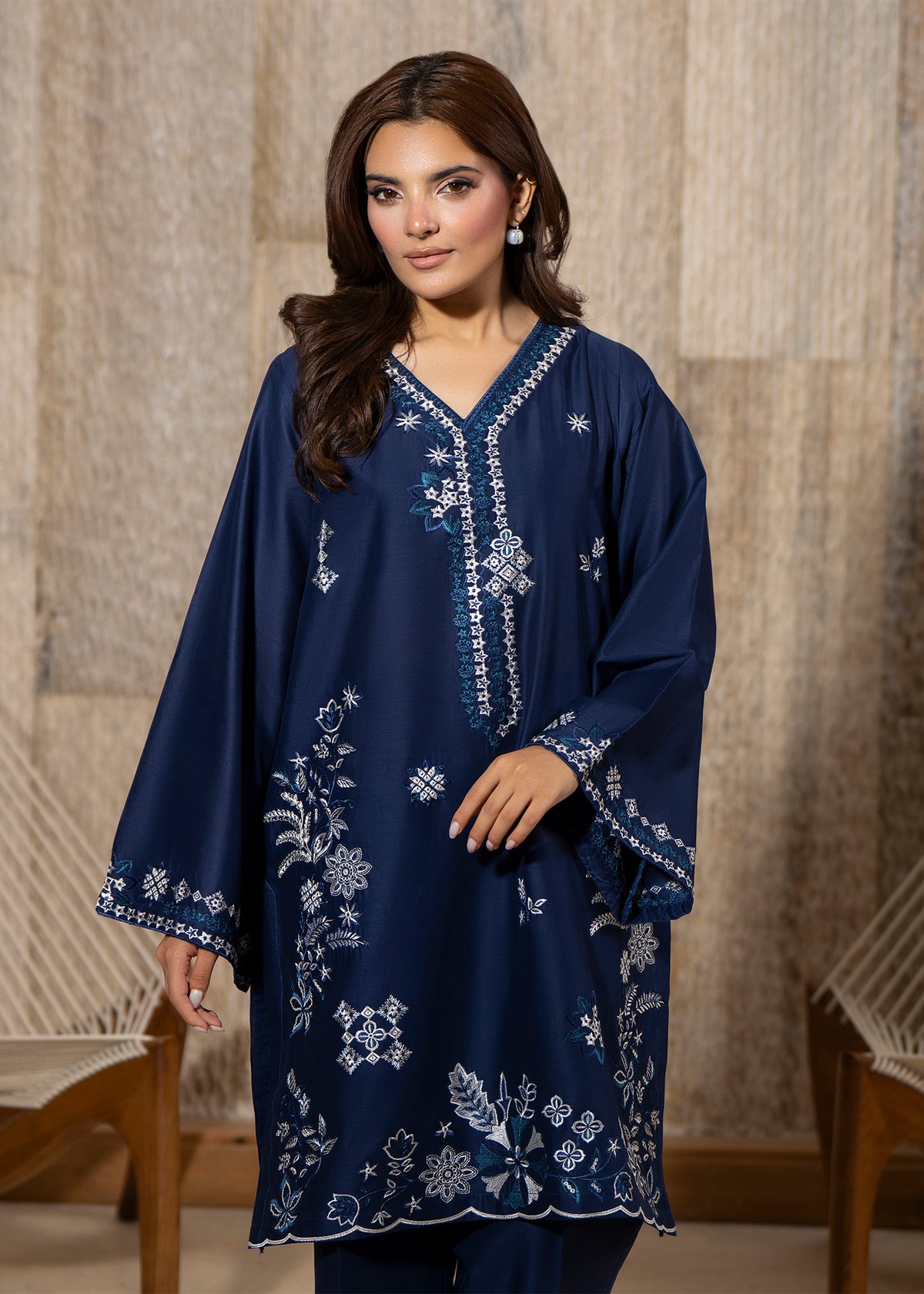 Naevia 2pc -  Luxury Embroidered Lawn
