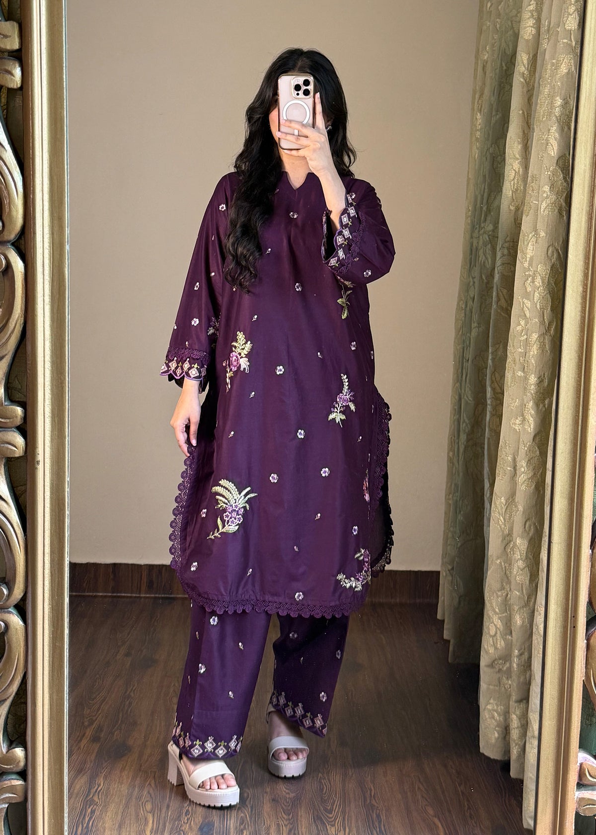 Aaira 2pc